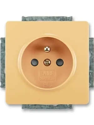 Výprodej Swing® 5518G-A02359 D1 zásuvka jednonásobná s ochranným kolíkem, s clonkami barva béžová *ABB