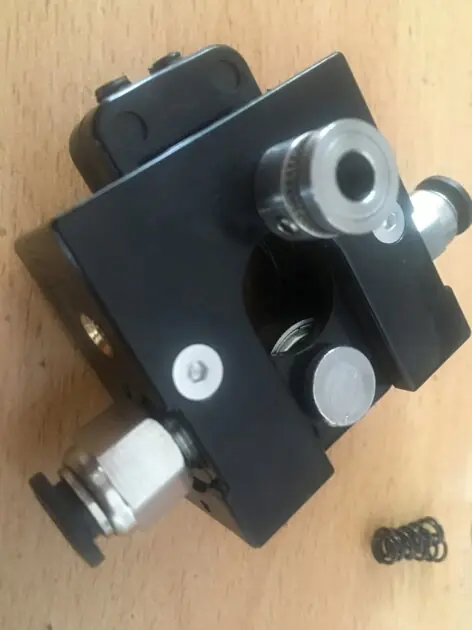 Finální Výprodej Bulldog Extruder plastový