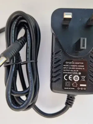 Napájecí adaptér UK zásuvka Lyangel LY036SPS 12V 3A Značkový